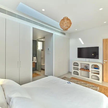 Le22, 180 Panoramic Sea Views, Paros Villa *